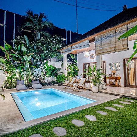 Villa Deba 3 By Bali Villa Solutions 塞米亚克 外观 照片